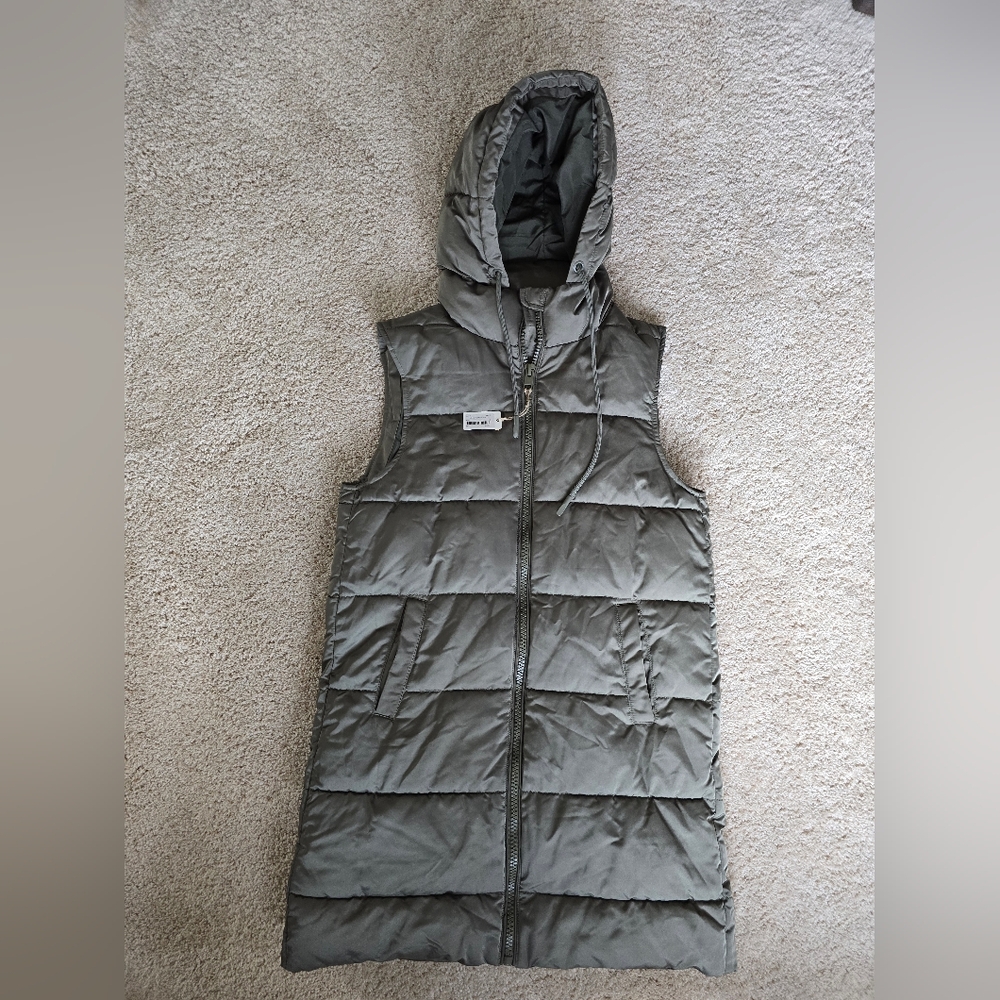 New Deluc Size Small Sambucus Puffer Vest Gilet Army Green Satin Hooded Midi